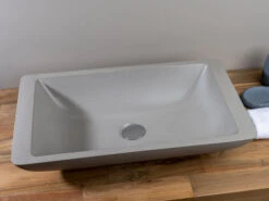 Lavabo Da Appoggio Piscina Cm 58,5X33,5 H12 In Resina E Cemento Grigio