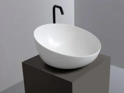 Lavabo Da Appoggio Dome Obliquo Ø45 H24 In Ceramica Bianco Lucido